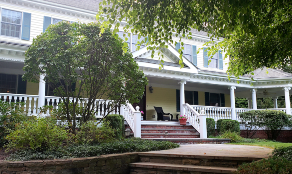 Southern Charm in Pearl River, New York